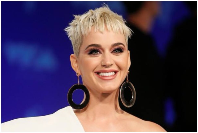 female celebs who swear they aren't feminists