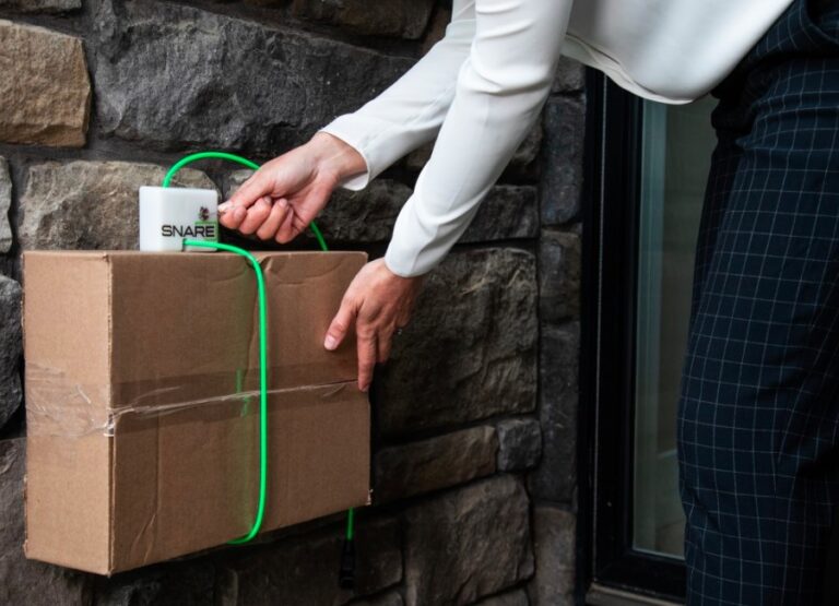 Navy Seal Sick Of Porch Pirates Builds The Perfect Trap Navy SEAL Sick Of Porch Pirates Builds The Perfect Trap – Page 11 – Obsev