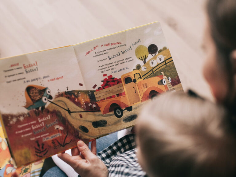 Mom Records Babysitter, Realizes Why 6 Others Quit – Page 31 – Obsev