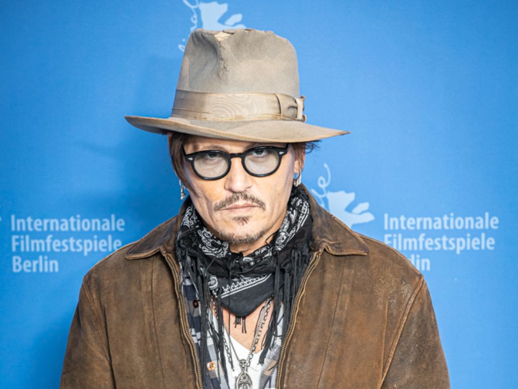 True Details About The Versatile Actor Johnny Depp - Obsev