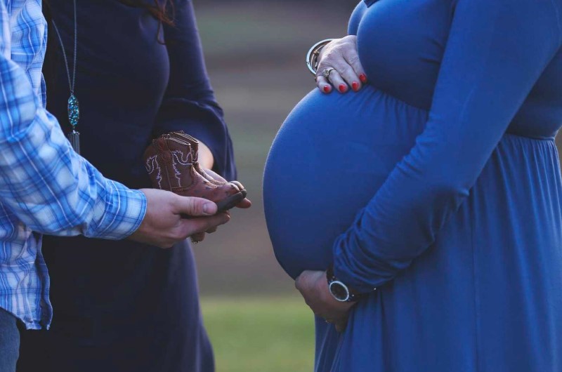 Twin Sisters Ignore Doctor's Advice And Give Birth To Twins On The Same Day