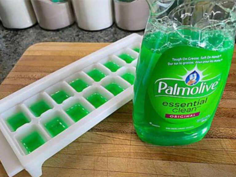 Dish Soap Life Hacks That Will Make Cleaning Up a Breeze Page 29 Obsev